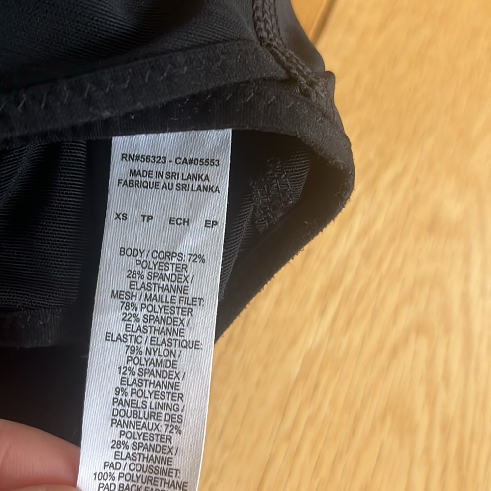 Zip up Nike Sports bra - Picture 5 of 7